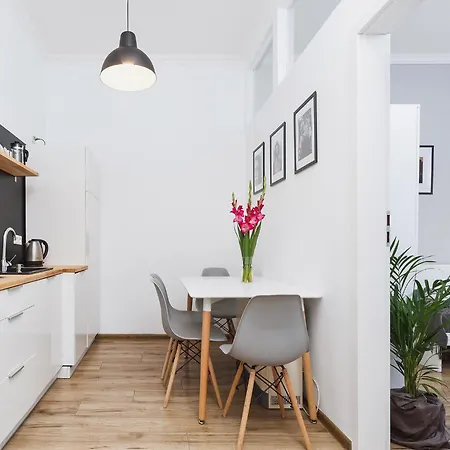 Misty Haven - 2Br For 4 - Kazimierz شقة *